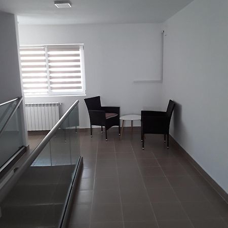 Camere De Inchiriat Central La Calciu مهموديا المظهر الخارجي الصورة